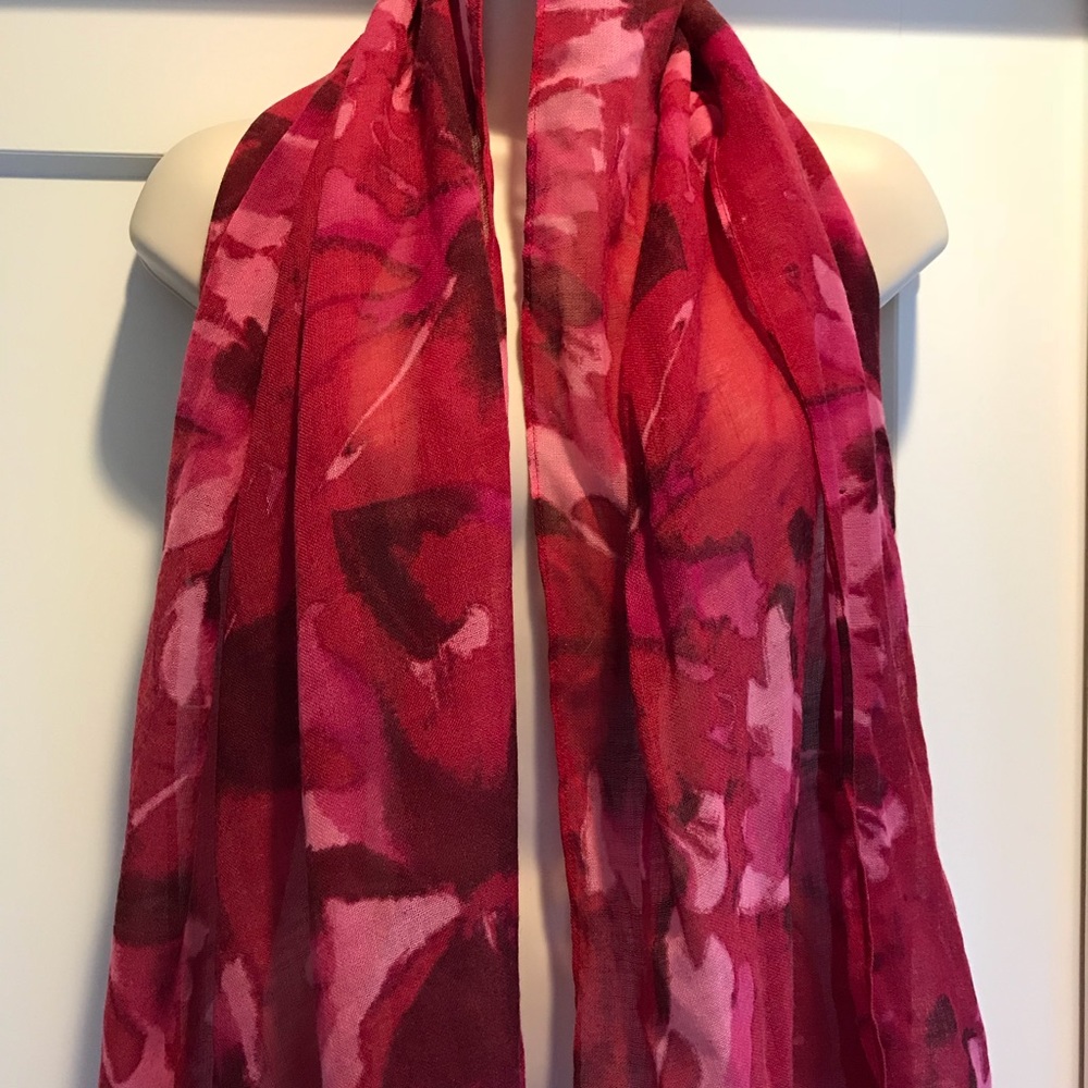 Red scarf